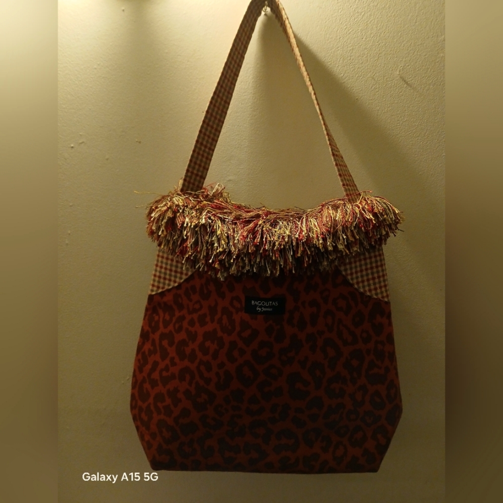 FUN "BAGOLITAS" by Janice..FABRIC FRINGED GEOMETRIC PLAID SHOULDER BAG..STRAP